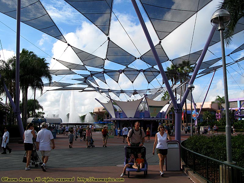 Future World Plaza