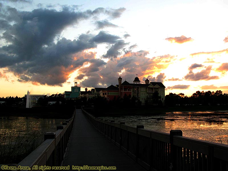 Sunset doesn't last long in Florida...