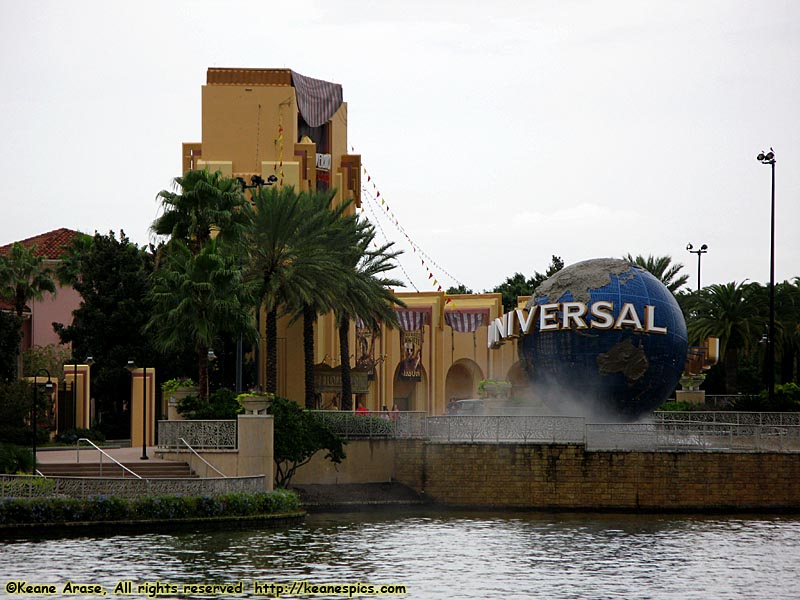 Entrance from City Walk