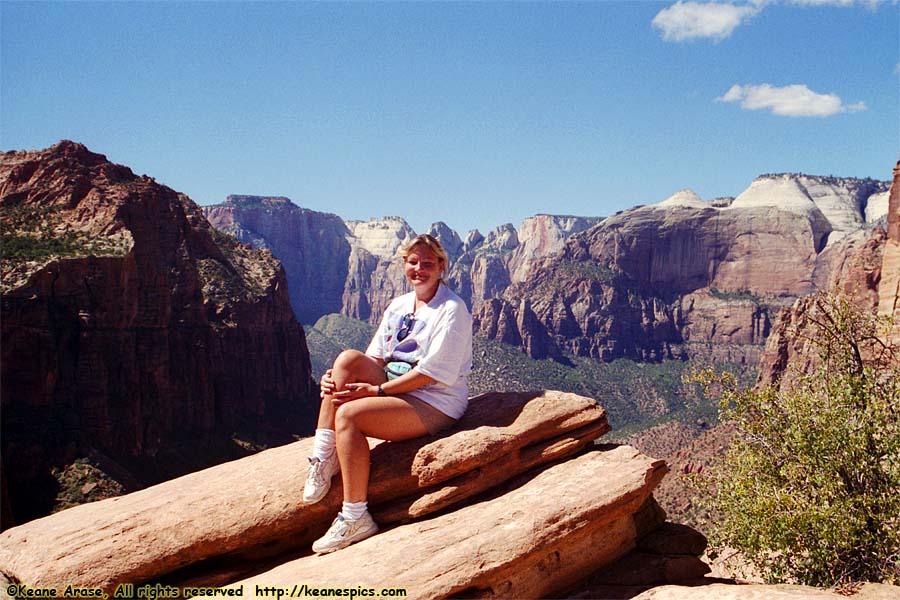 Canyon Overlook Trail