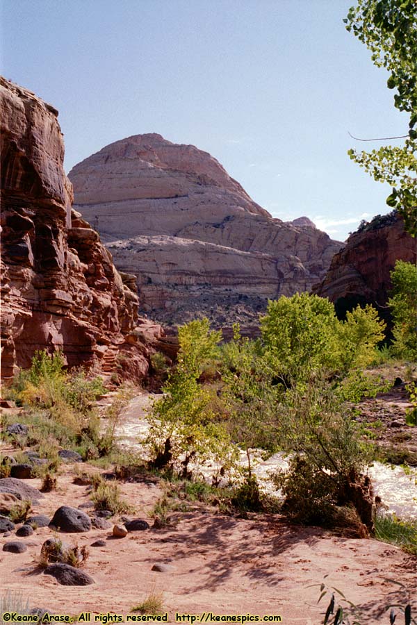 Hickman Bridge Trail / Horse Mesa