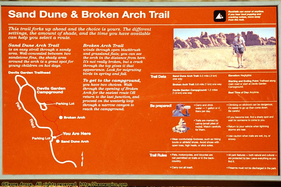 Sand Dune Arch Trail