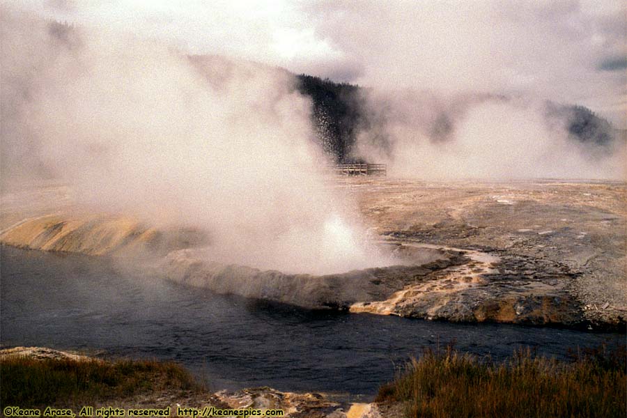 Black Sand Basin