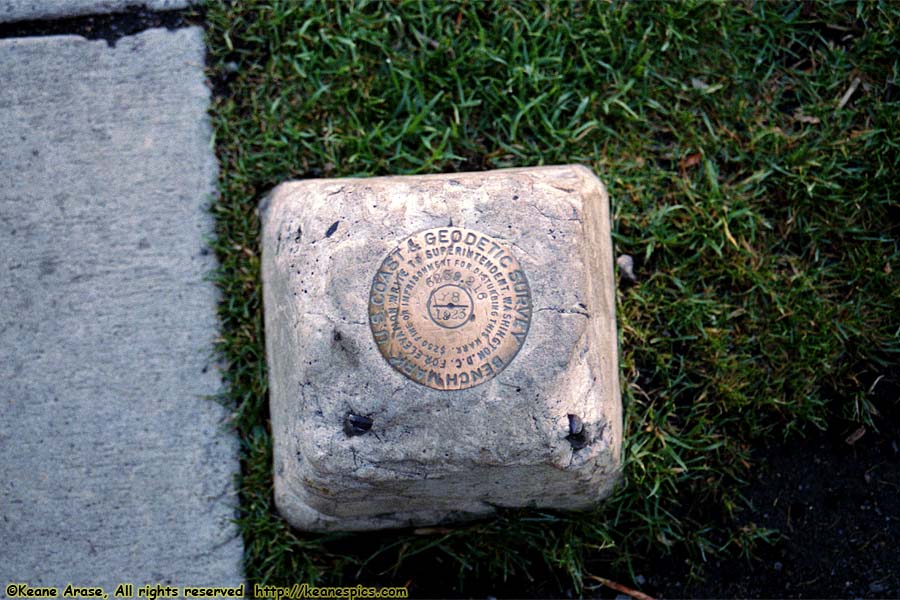 USGS Marker / MHS Visitor Center