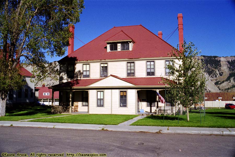 Old Fort Yellowstone