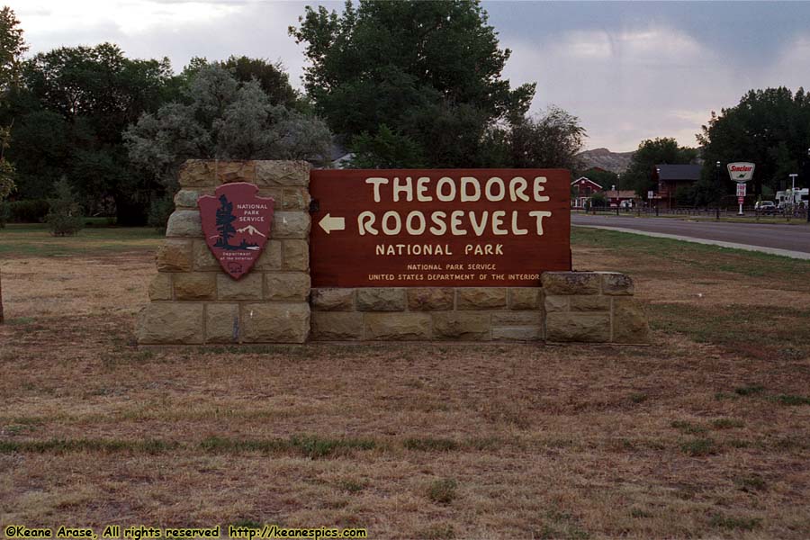 Entrance Sign (South Entrance)