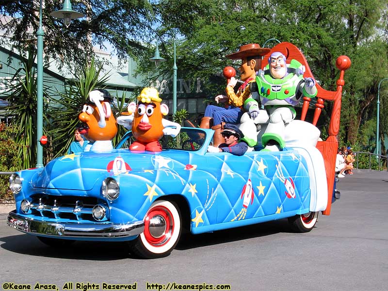 Disney Stars and Motor Cars Parade