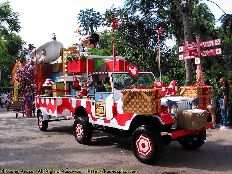 Mickey's Jammin' Jungle Parade