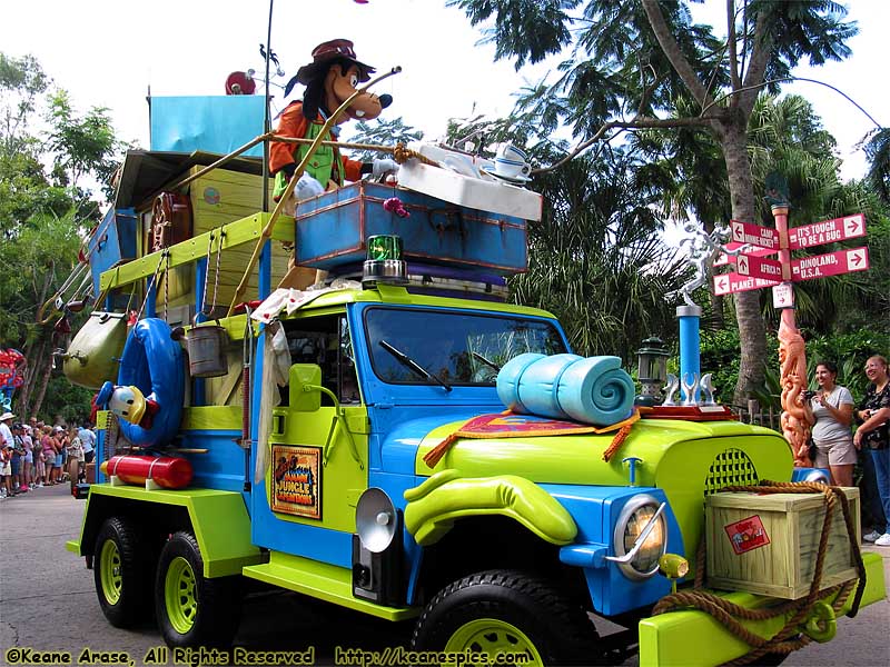 Mickey's Jammin' Jungle Parade