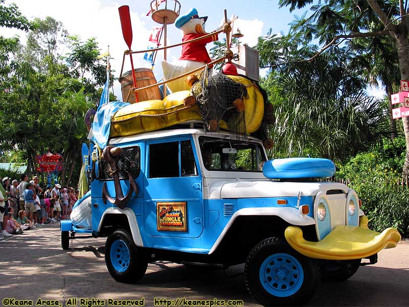 Mickey's Jammin' Jungle Parade