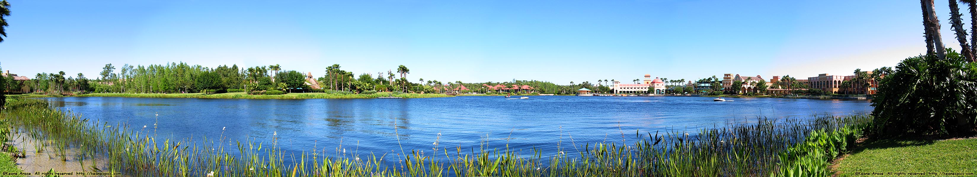 Panoramic across Lago Dorado