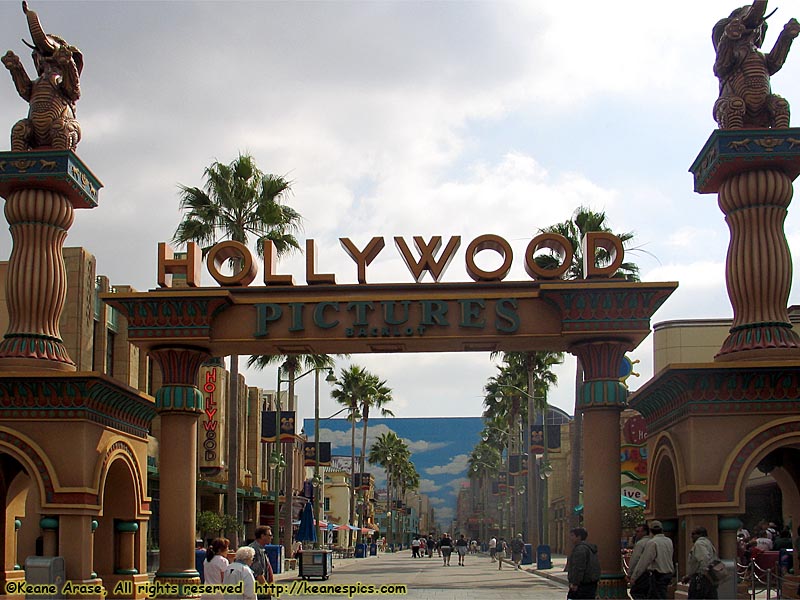 Hollywood Pictures Backlot