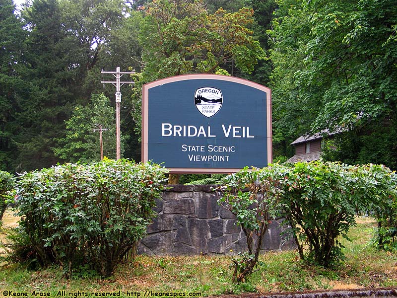 Bridal Veil Falls Entrance sign