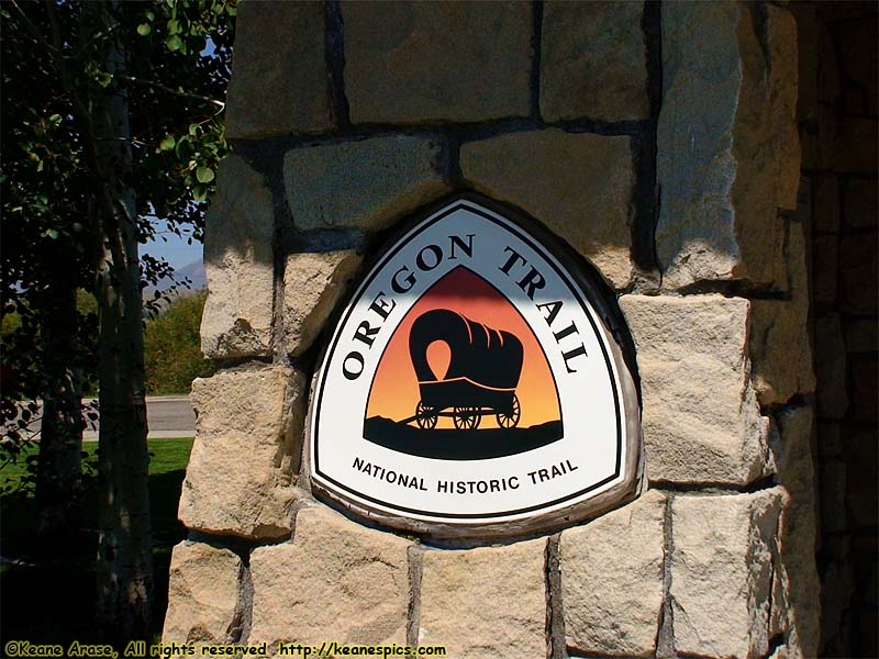 Oregon Trail sign