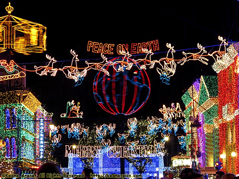 Christmas at DHS / Streets of America