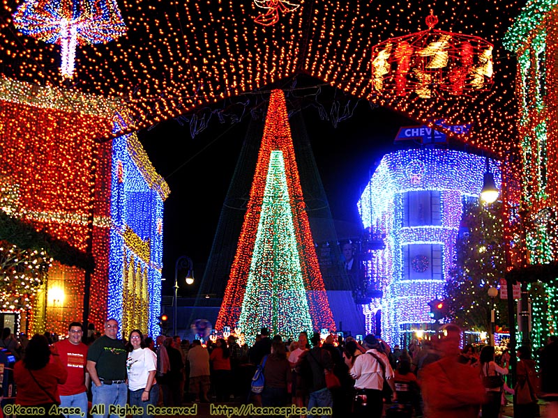 Christmas at DHS / Streets of America