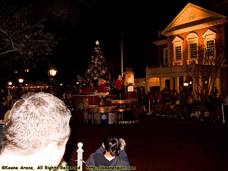 Mickey's Once Upon A Christmastime Parade