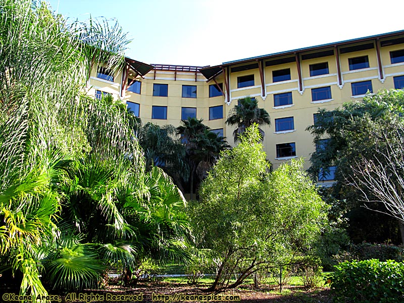 Royal Pacific Resort