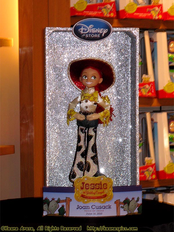 D23's 2010 Jessie Doll Intro with Joan Cusack