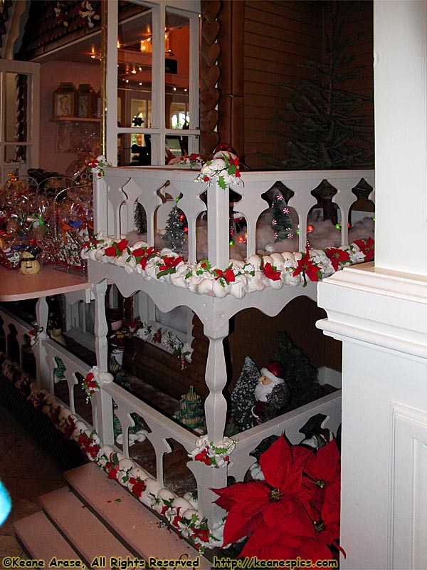 Gingerbread House Christmas Display