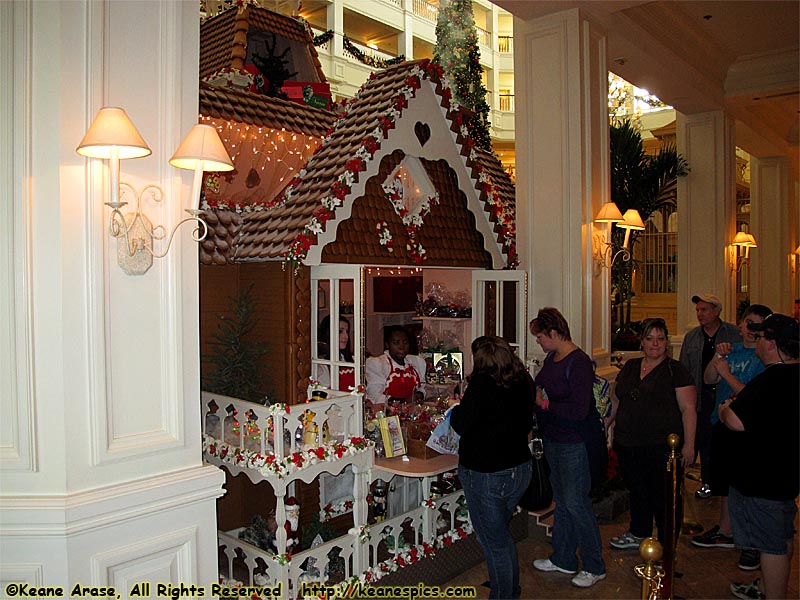 Gingerbread House Christmas Display