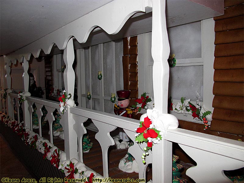 Gingerbread House Christmas Display