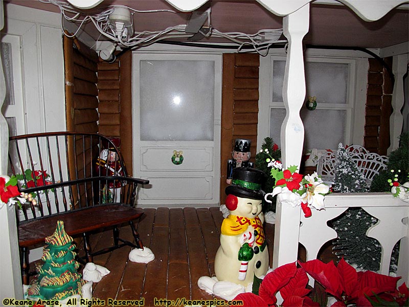 Gingerbread House Christmas Display