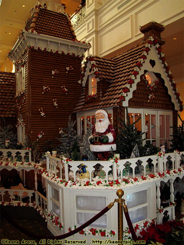 Gingerbread House Christmas Display