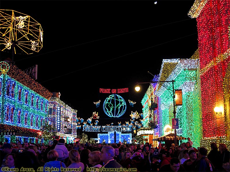 Christmas at DHS / Streets of America