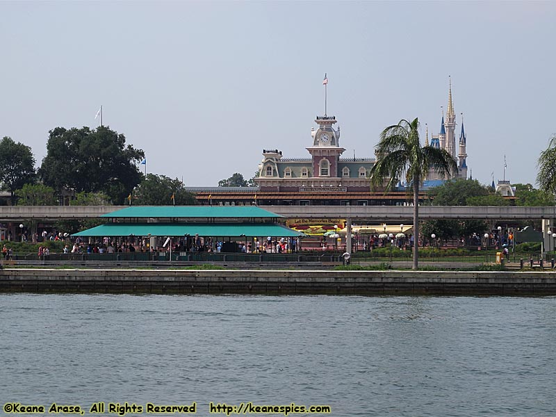 Seven Seas Lagoon / Mermaid One