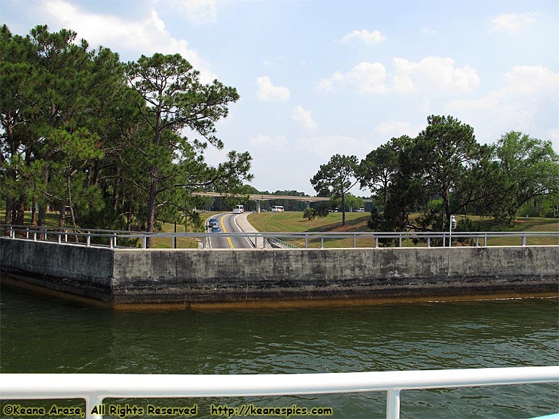 Seven Seas Lagoon / Mermaid One