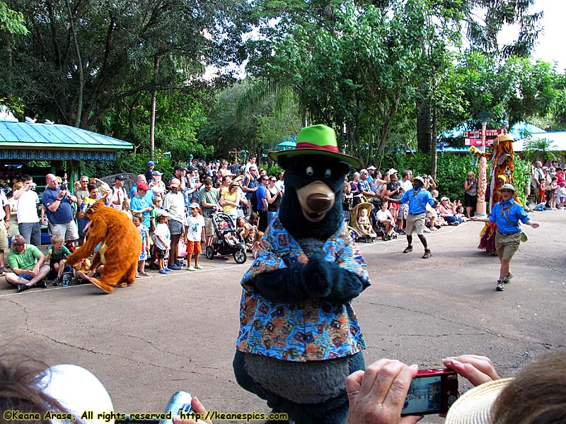 Mickey's Jammin' Jungle Parade