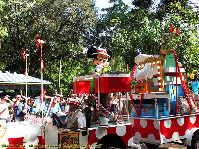 Mickey's Jammin' Jungle Parade