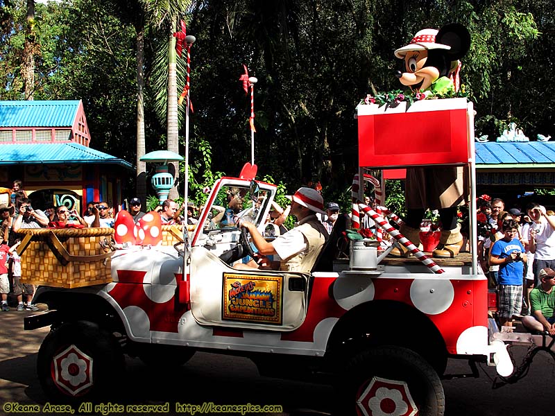 Mickey's Jammin' Jungle Parade