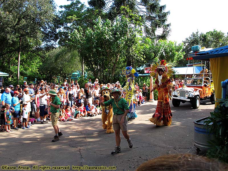 Mickey's Jammin' Jungle Parade