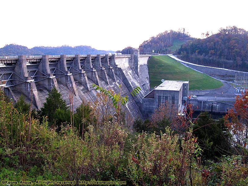 Center Hill Dam