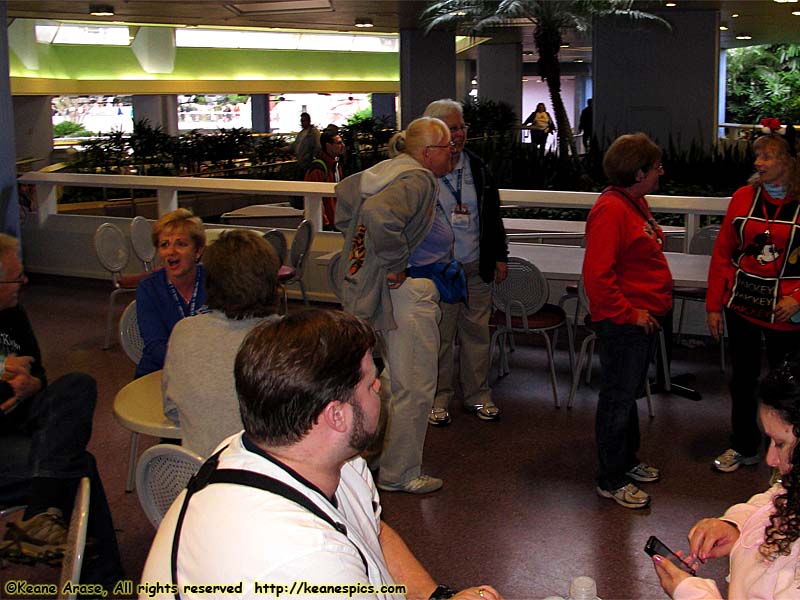 Tomorrowland Terrace Meet