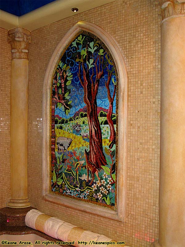 Cinderella Castle Suite, Bathroom