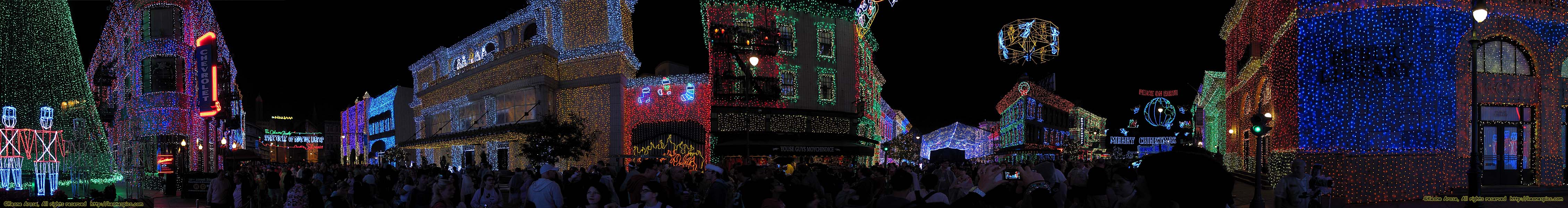 Christmas at DHS / Streets of America