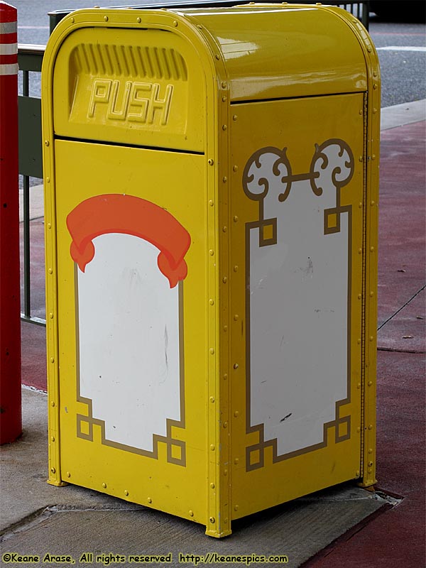 Garbage can by the bus stops