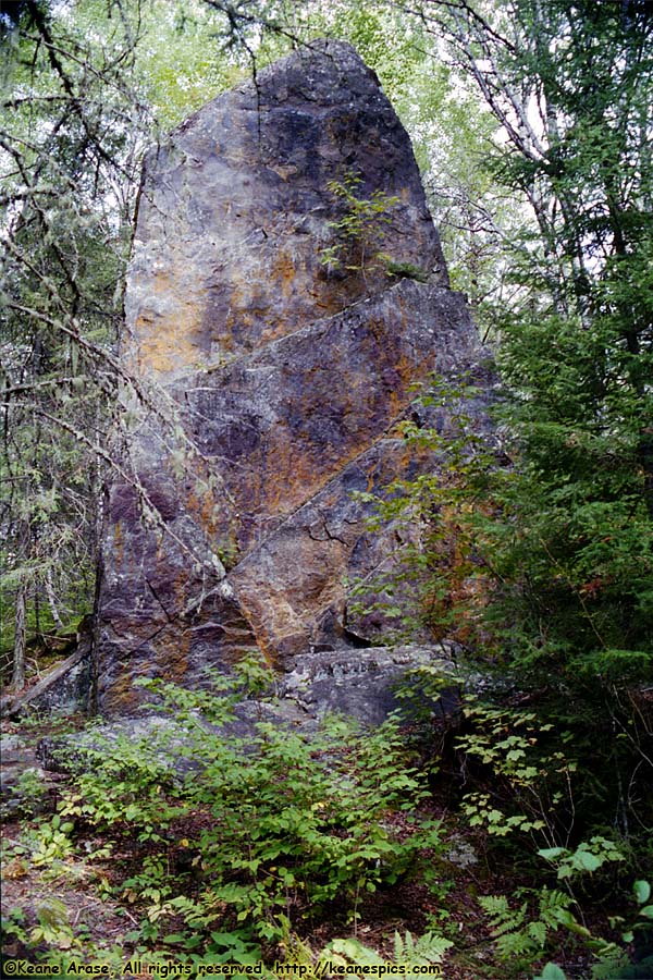 Magnetic Rock Trail