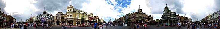 201108WDW_172200P17113